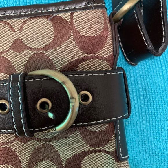 Authentic Coach Handbag, Excellent Condition - Picture 7 of 15